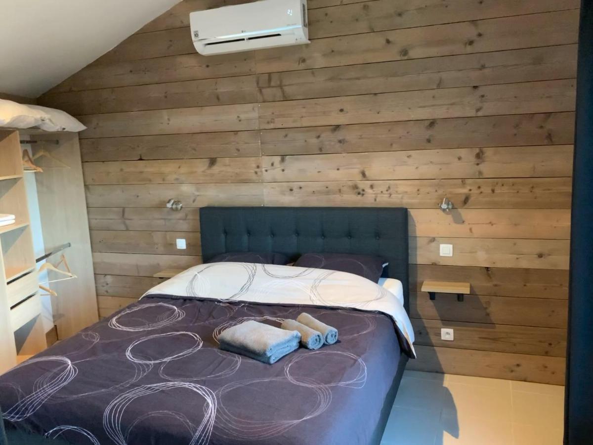 Chambre D'Hotes Naturiste Le Jardin Des Hirondelles Blanzaguet-Saint-Cybard Екстериор снимка