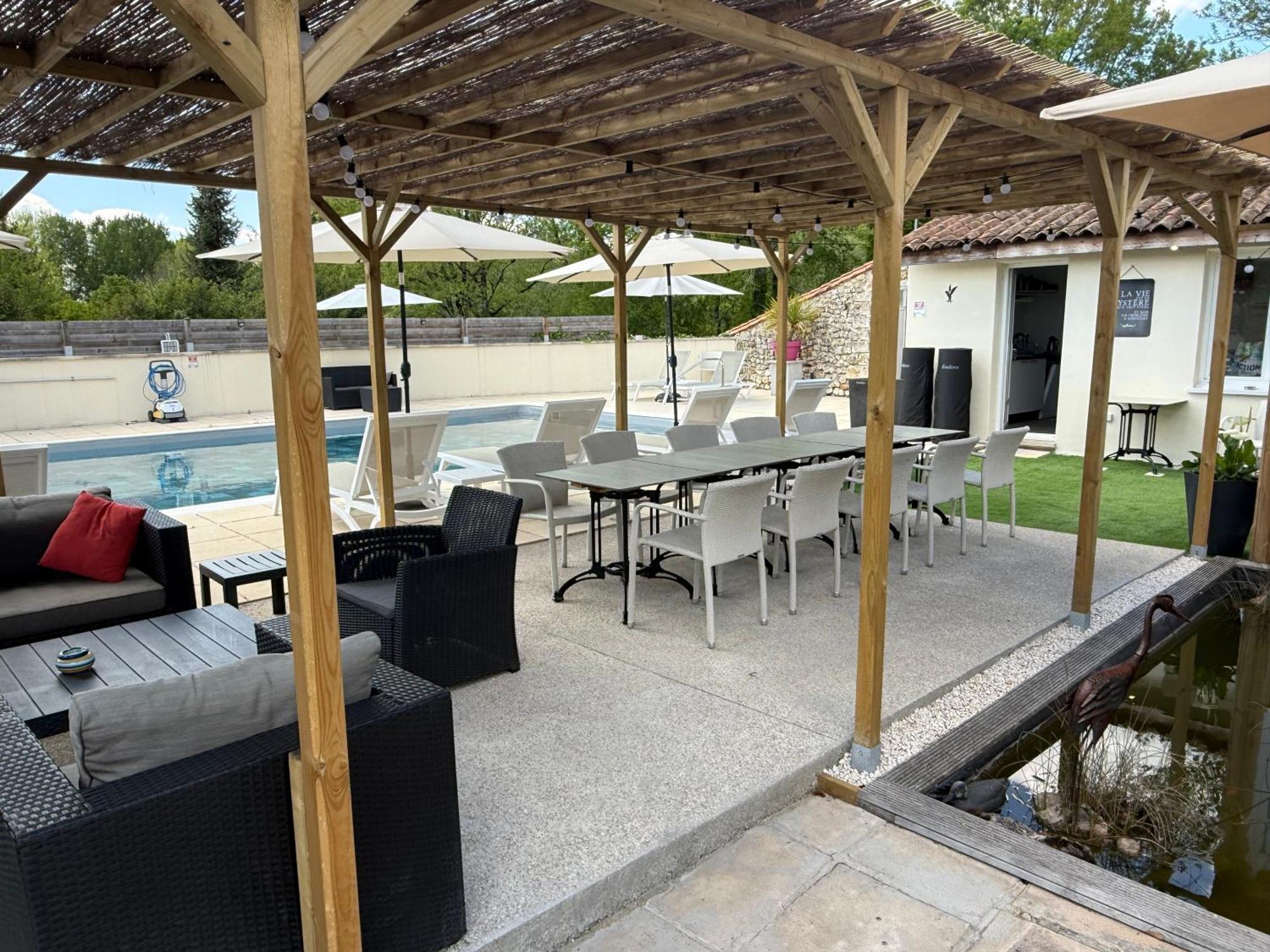 Chambre D'Hotes Naturiste Le Jardin Des Hirondelles Blanzaguet-Saint-Cybard Екстериор снимка