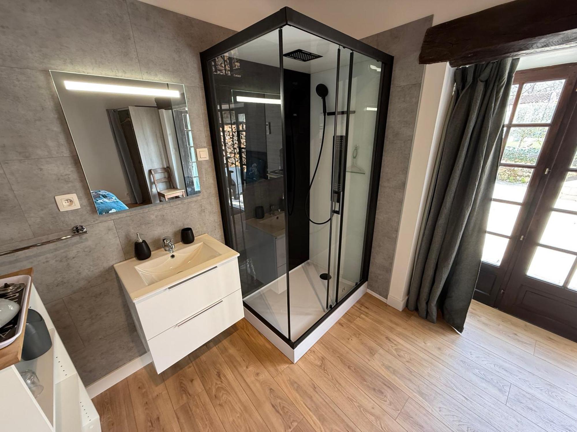 Chambre D'Hotes Naturiste Le Jardin Des Hirondelles Blanzaguet-Saint-Cybard Екстериор снимка